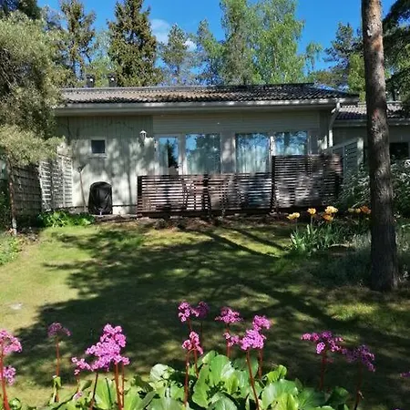 Cozy 73m2 Terraced House With Sauna Apartman